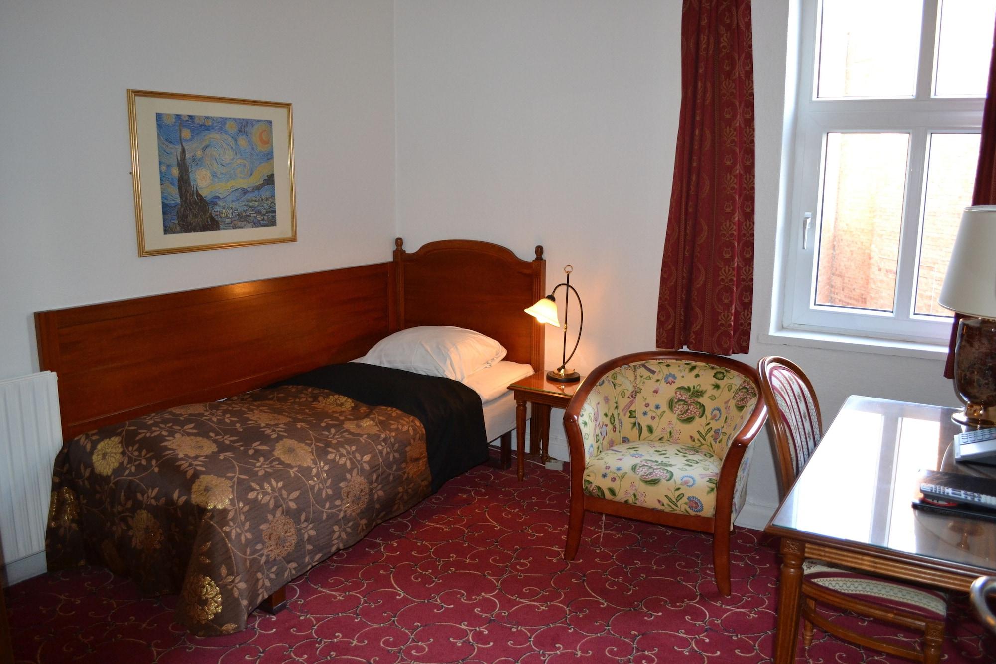 אודנזה Milling Hotel Windsor חדר תמונה