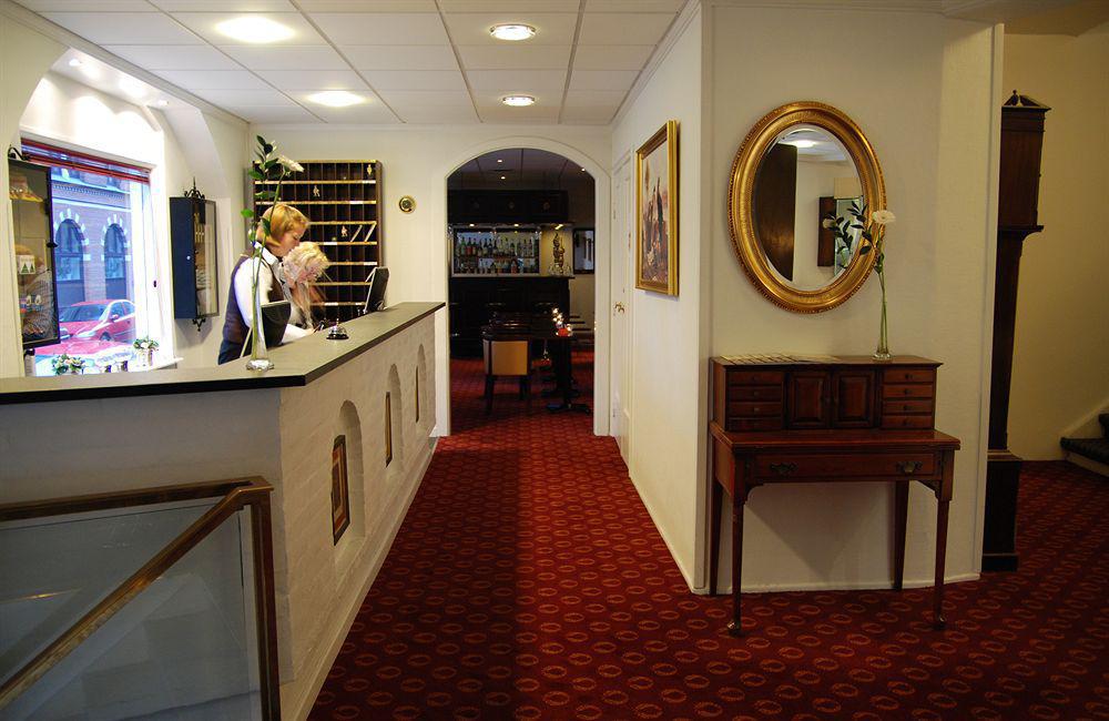 אודנזה Milling Hotel Windsor מראה פנימי תמונה